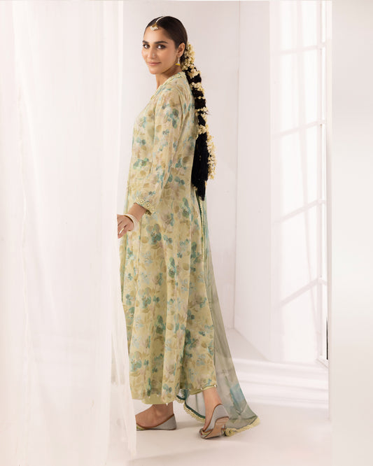 Digital Printed Karandi Shirt With Digital Printed Crinkle Dupatta & Karandi Dyed Trouser