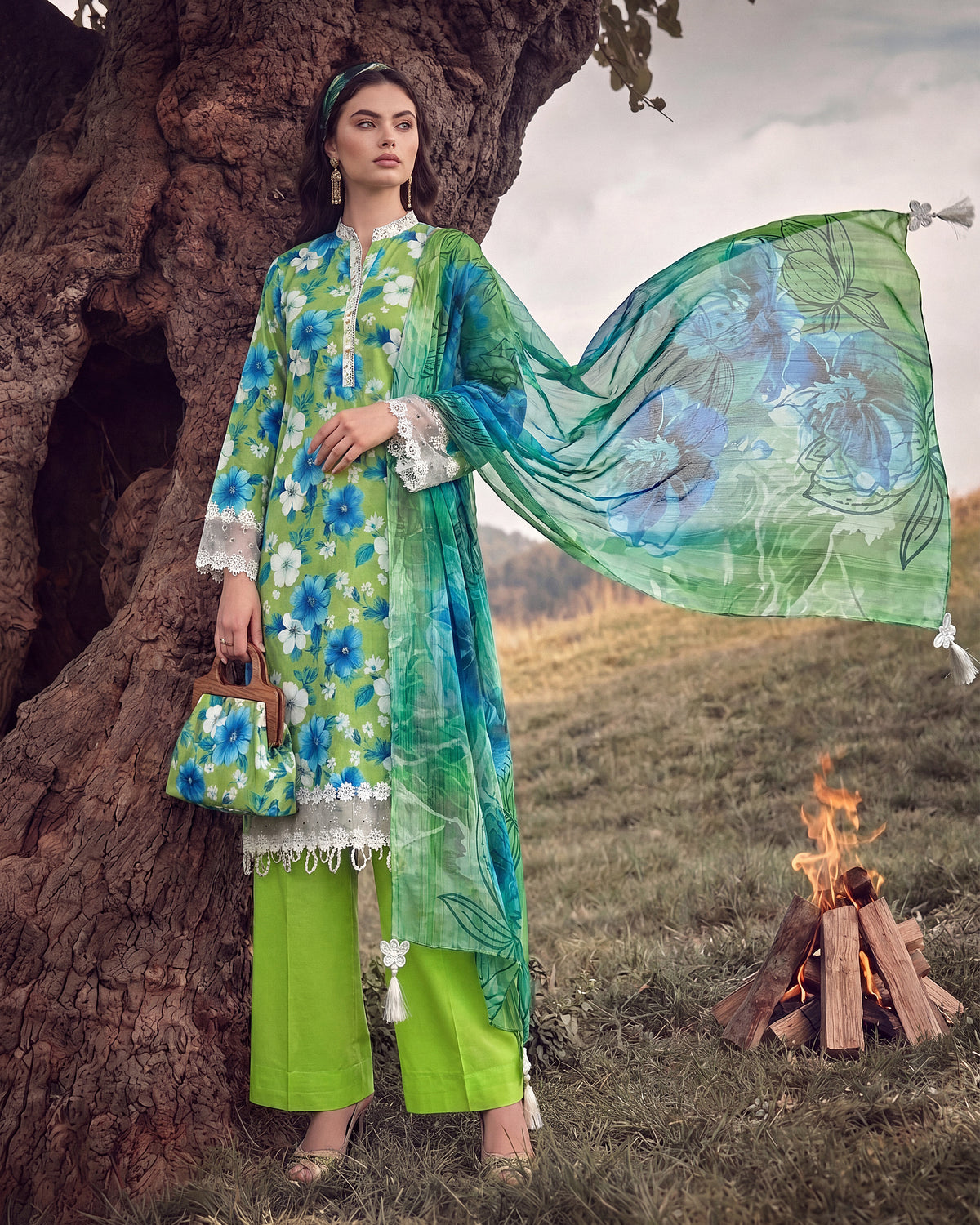 Oceanic Flora – 3-Piece Unstitched