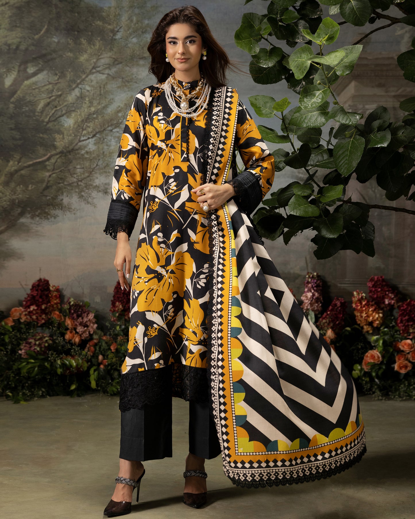 Printed Slub Stapple Shirt With Printed Slub Stapple Dupatta