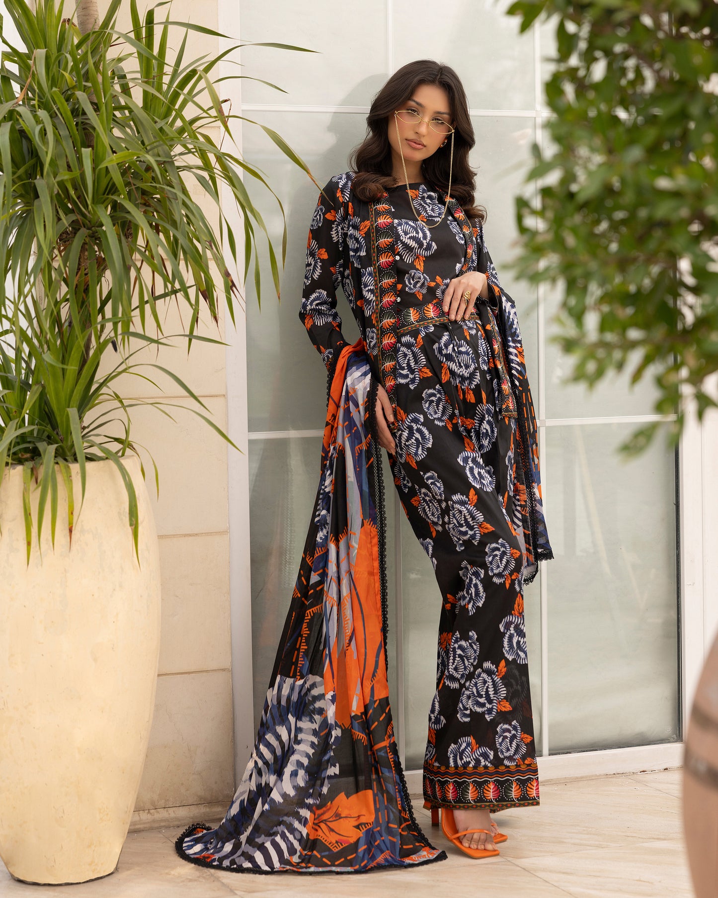Saffron Noir - 3 Piece Unstitch