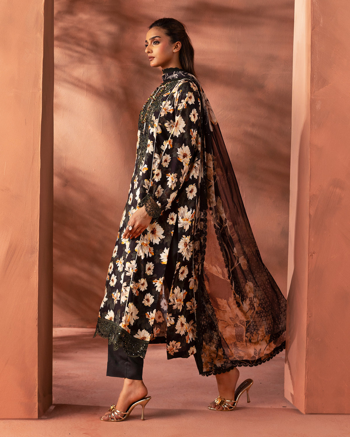 Noir Flora – 3-Piece Unstitched